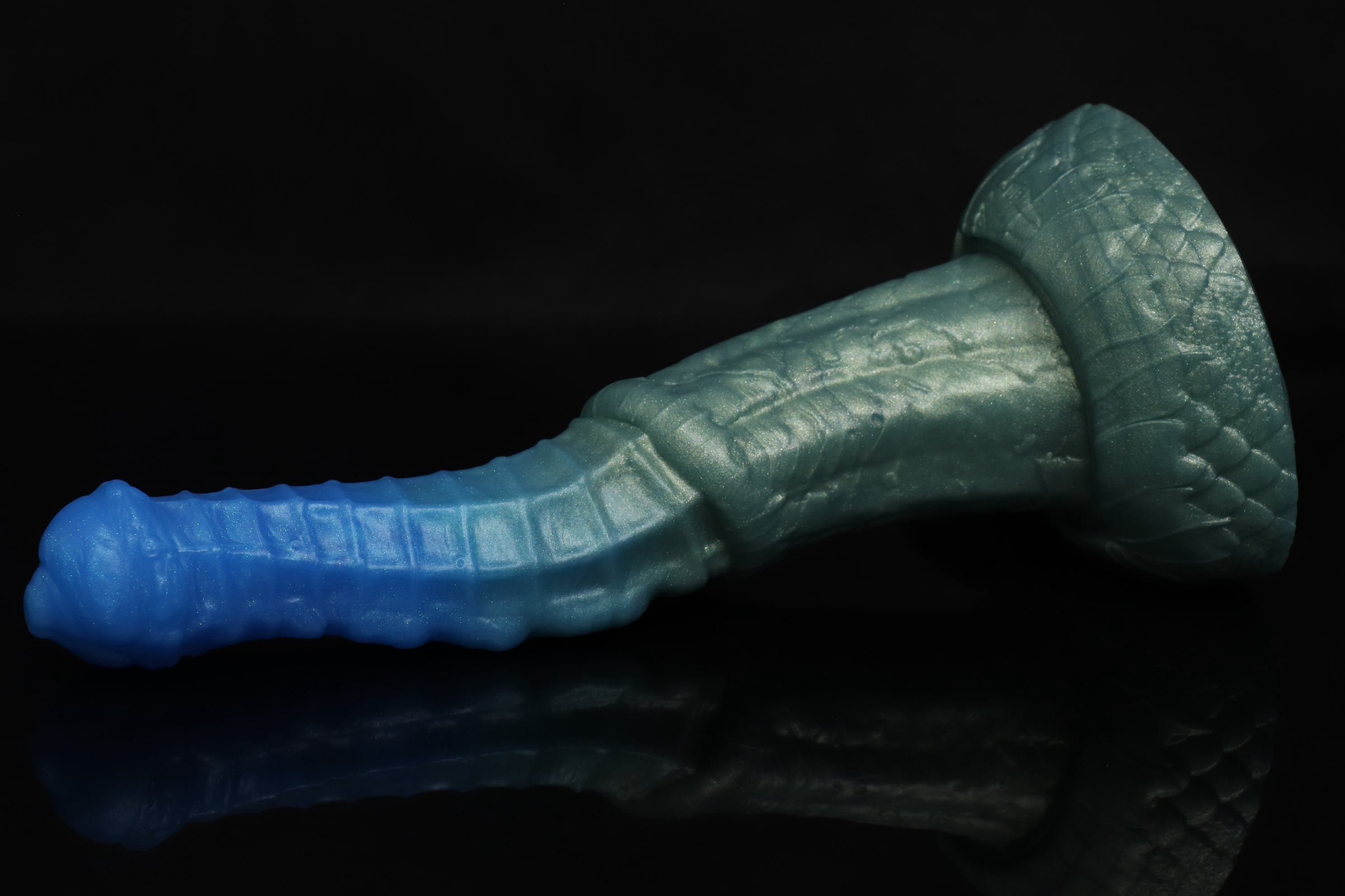 Nøkken the Hippocampus by Bad Dragon — Ready-made pour pour, maker's photo