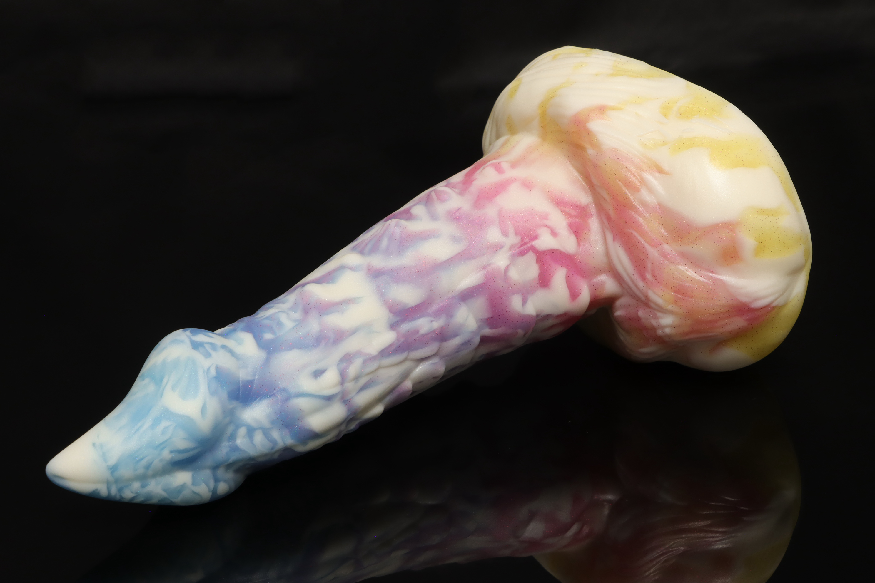 Demon Dick by Bad Dragon — Ready-made pour pour, maker's photo