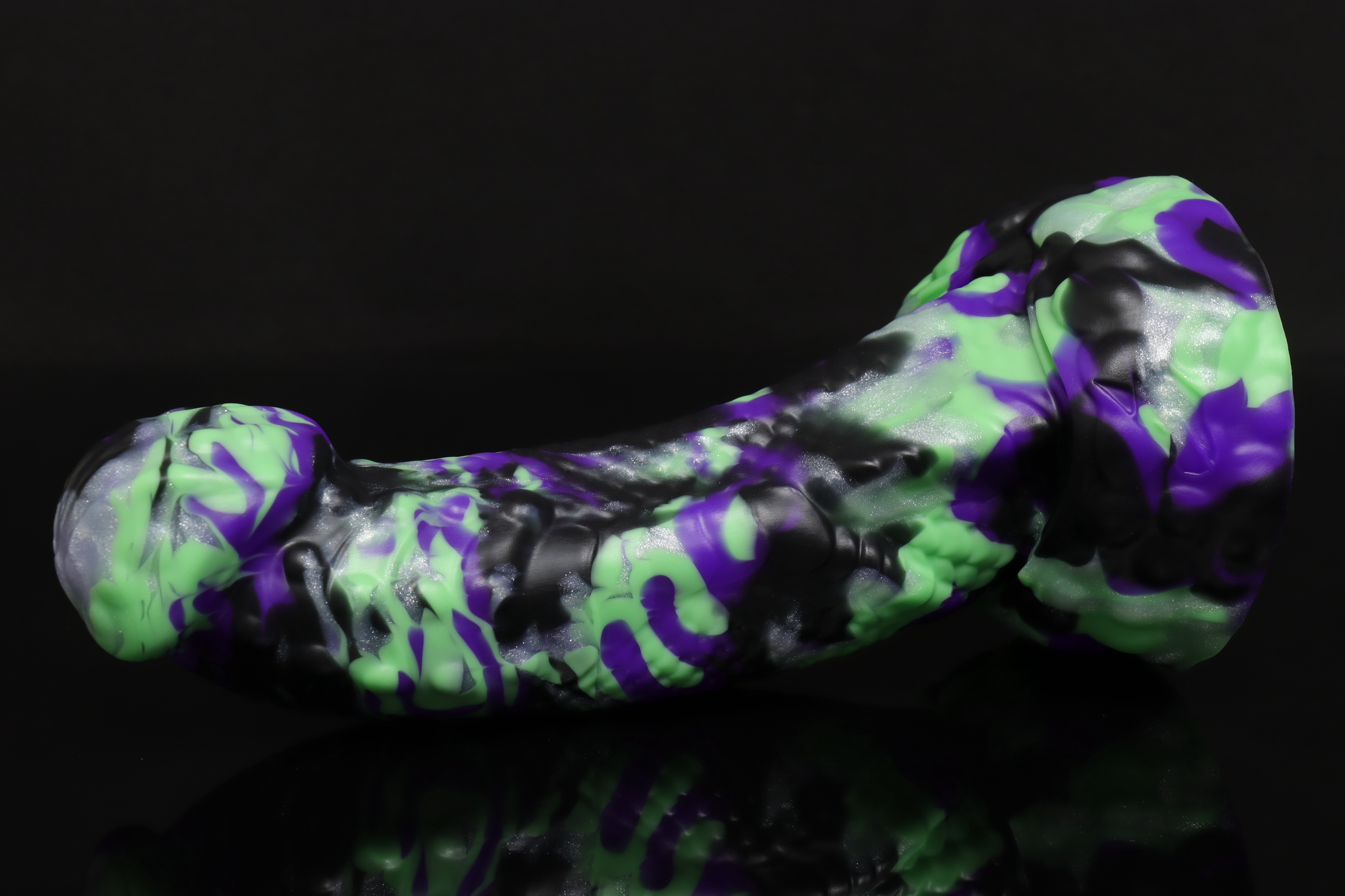 Deuce the Erectile by Bad Dragon — Rogue pour, maker's photo