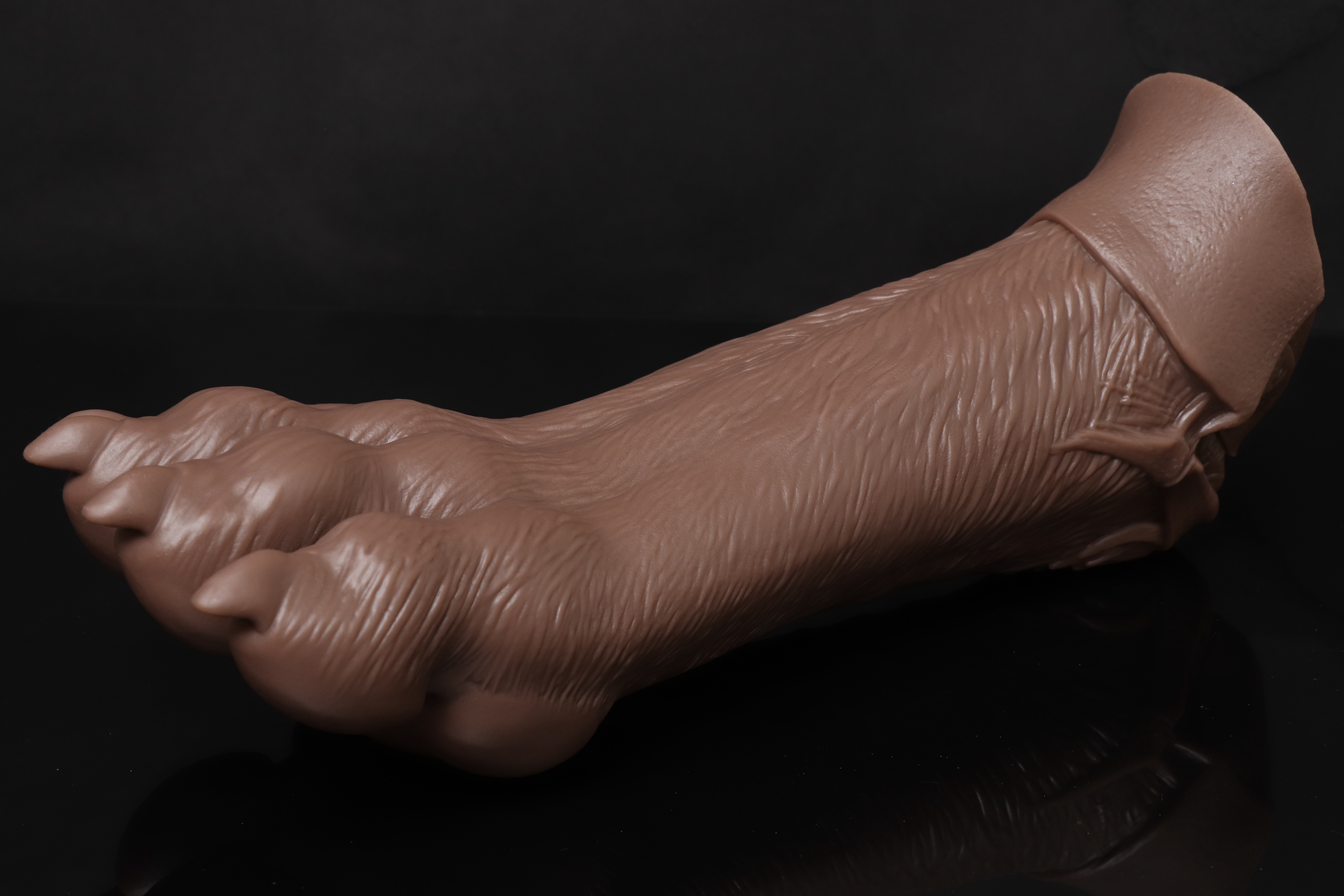 David's Paw by Bad Dragon — Ready-made pour pour, maker's photo